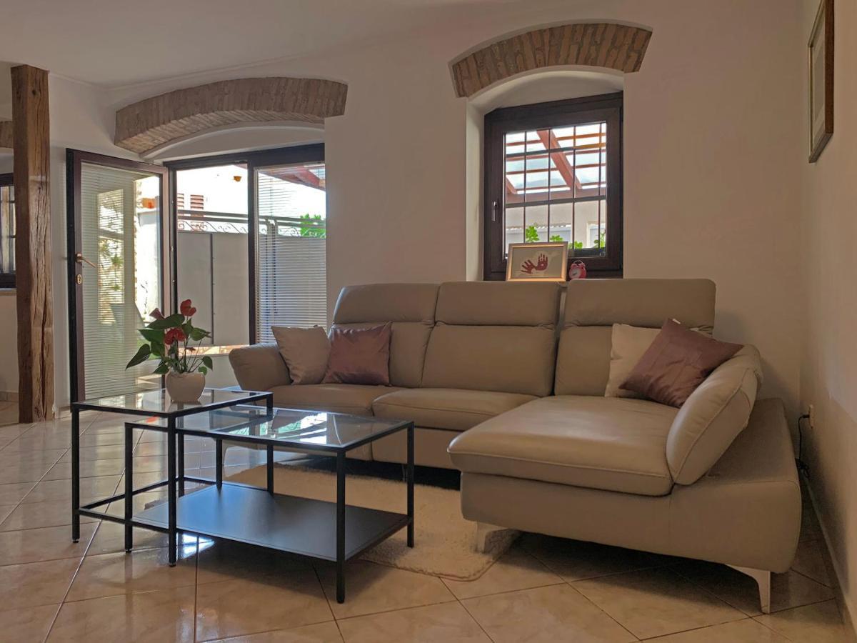 Villa Casa Istriana Vrsar Exterior foto